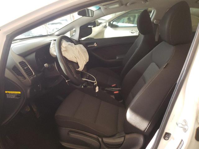 Photo 7 from auction – 2017 KIA FORTE LX with VIN 3KPFK4A78HE114256