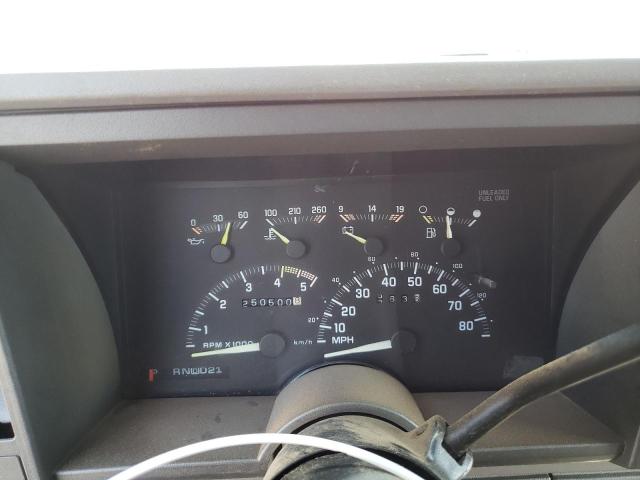 Photo 9 from auction – 1992 CHEVROLET GMT-400 C1 with VIN 2GCEC19K0N1194628