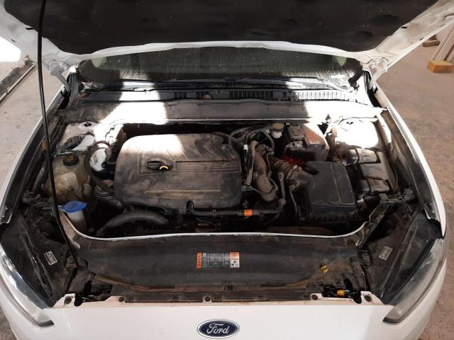 Photo 11 from auction – 2016 FORD FUSION SE with VIN 3FA6P0HD1GR126865