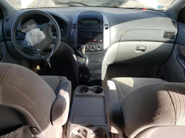 Photo 8 from auction – 2010 TOYOTA SIENNA CE with VIN 5TDKK4CC9AS318181