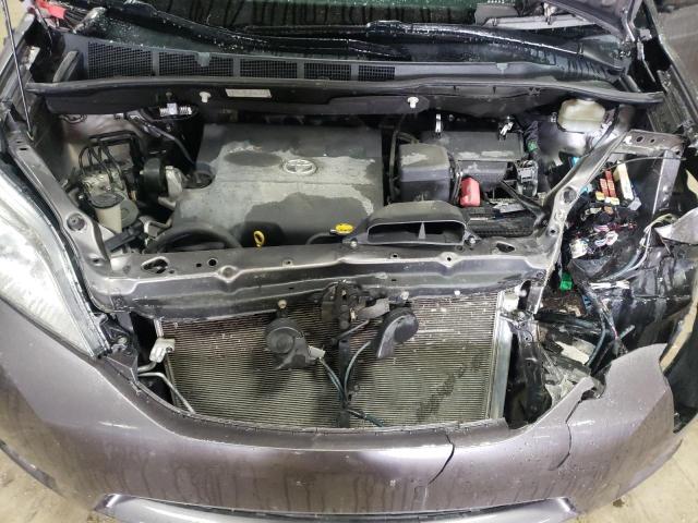Photo 12 from auction – 2013 TOYOTA SIENNA XLE with VIN 5TDYK3DC9DS299235