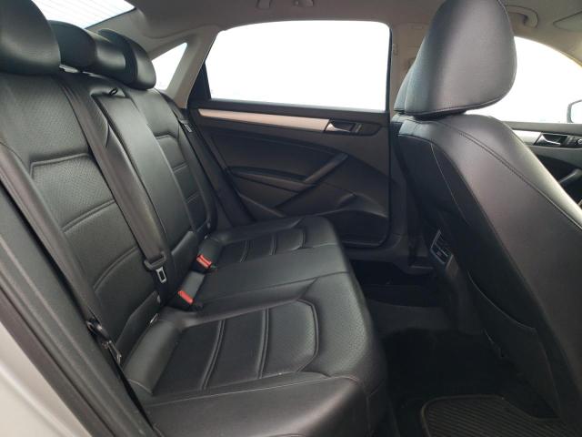 Photo 10 from auction – 2013 VOLKSWAGEN PASSAT SE with VIN 1VWBP7A39DC092197