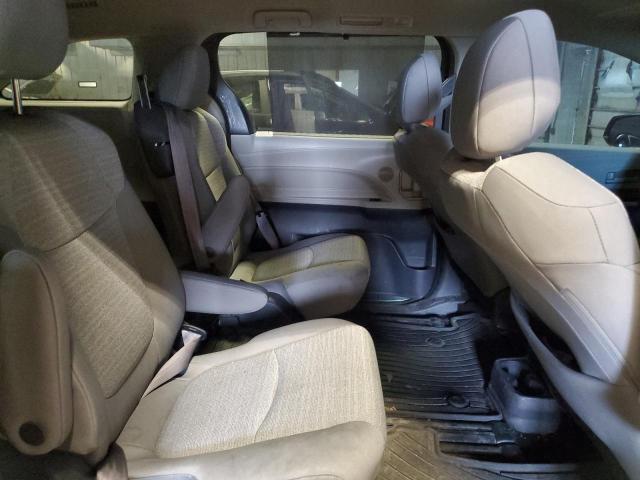 Photo 11 from auction – 2021 TOYOTA SIENNA LE with VIN 5TDKSKFCXMS023742