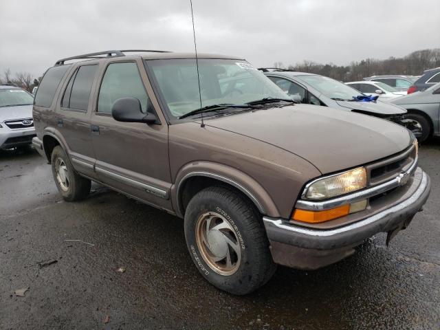 Photo 4 from auction – 1998 CHEVROLET BLAZER with VIN 1GNDT13W5W2185200