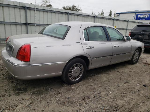 Photo 3 from auction – 2008 LINCOLN TOWN CAR S with VIN 2LNHM82V28X640993