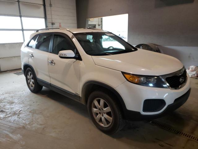 Photo 4 from auction – 2013 KIA SORENTO LX with VIN 5XYKTDA23DG403073