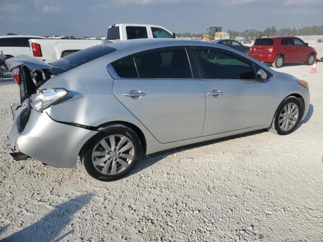Photo 3 from auction – 2015 KIA FORTE EX with VIN KNAFX4A83F5284167
