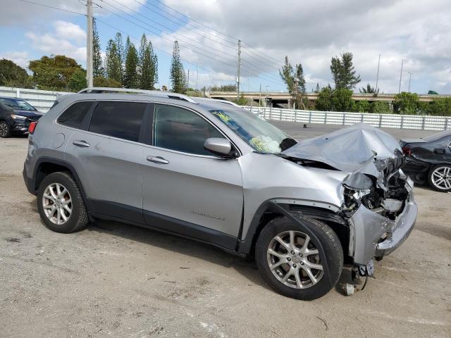 Photo 4 from auction – 2015 JEEP CHEROKEE L with VIN 1C4PJLCB6FW677120