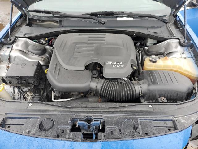 Photo 11 from auction – 2011 CHRYSLER 300 with VIN 2C3CA4CG2BH526451