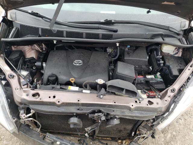 Photo 12 from auction – 2018 TOYOTA SIENNA XLE with VIN 5TDYZ3DC3JS961978