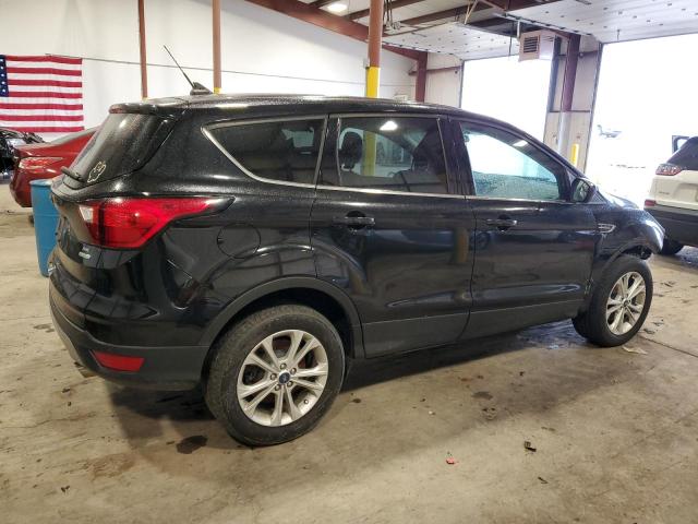 Photo 3 from auction – 2019 FORD ESCAPE SE with VIN 1FMCU0GD1KUA22509