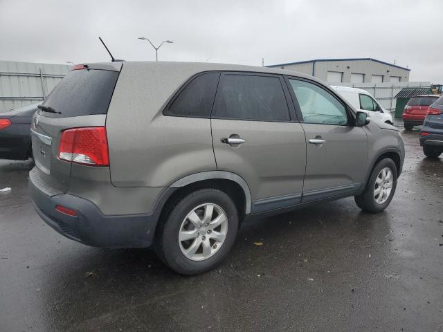 Photo 3 from auction – 2013 KIA SORENTO LX with VIN 5XYKT3A18DG376437