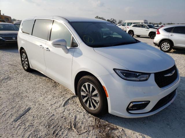 Photo 4 from auction – 2022 CHRYSLER PACIFICA H with VIN 2C4RC1L74NR121446