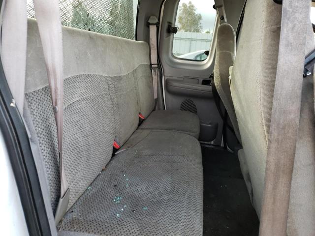 Photo 10 from auction – 2000 FORD F150 with VIN 1FTRX17W5YNB81498