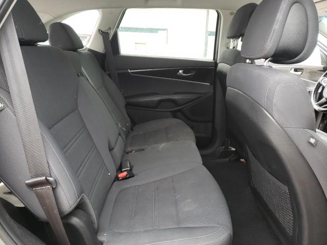 Photo 11 from auction – 2016 KIA SORENTO LX with VIN 5XYPGDA39GG022805