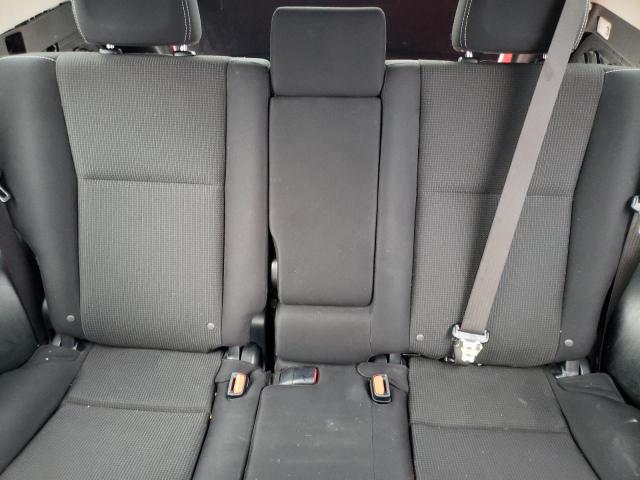 Photo 10 from auction – 2017 TOYOTA RAV4 XLE with VIN JTMRFREVXHJ167177