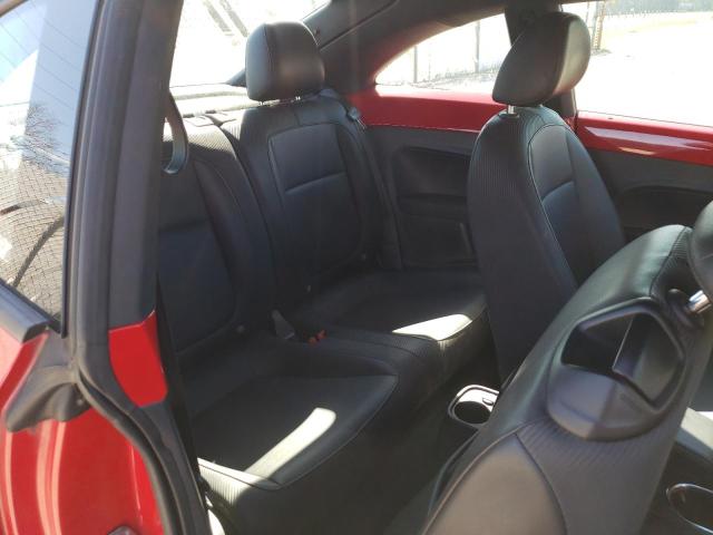 Photo 10 from auction – 2017 VOLKSWAGEN BEETLE with VIN 3VWJ17AT3HM613898