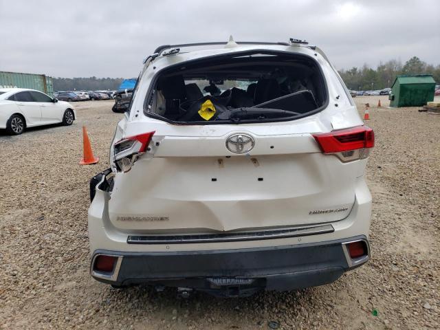 Photo 6 from auction – 2017 TOYOTA HIGHLANDER with VIN 5TDDZRFH0HS387361