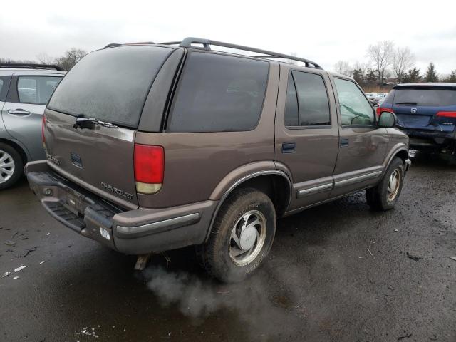 Photo 3 from auction – 1998 CHEVROLET BLAZER with VIN 1GNDT13W5W2185200