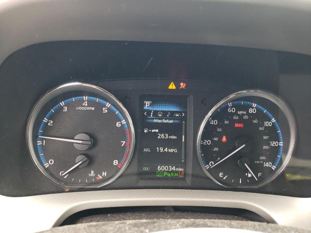 Photo 9 from auction – 2017 TOYOTA RAV4 LIMIT with VIN 2T3YFREV2HW342826