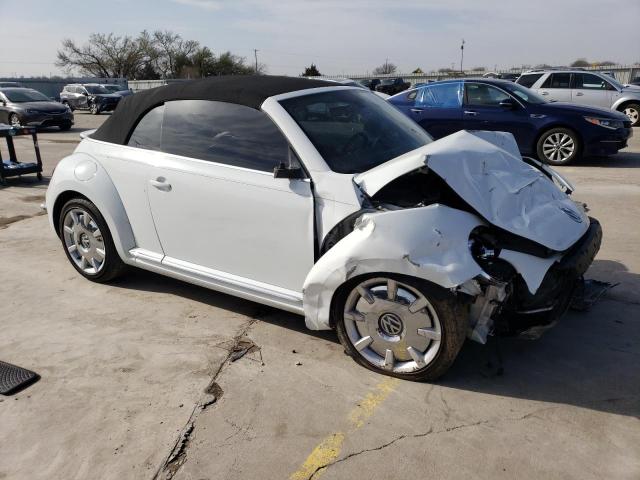 Photo 4 from auction – 2018 VOLKSWAGEN BEETLE S with VIN 3VW5DAAT4JM506970