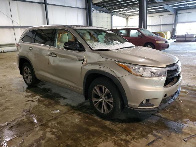 Photo 4 from auction – 2015 TOYOTA HIGHLANDER with VIN 5TDJKRFH4FS150828