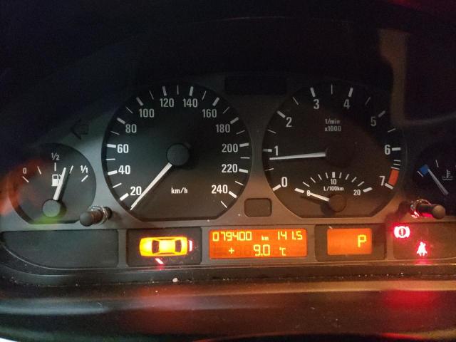 Photo 9 from auction – 2003 BMW 320 I with VIN WBAEV13413KL21806