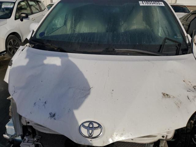 Photo 12 from auction – 2011 TOYOTA SIENNA XLE with VIN 5TDYK3DC1BS136060