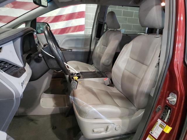 Photo 7 from auction – 2016 TOYOTA SIENNA XLE with VIN 5TDYK3DC0GS720585