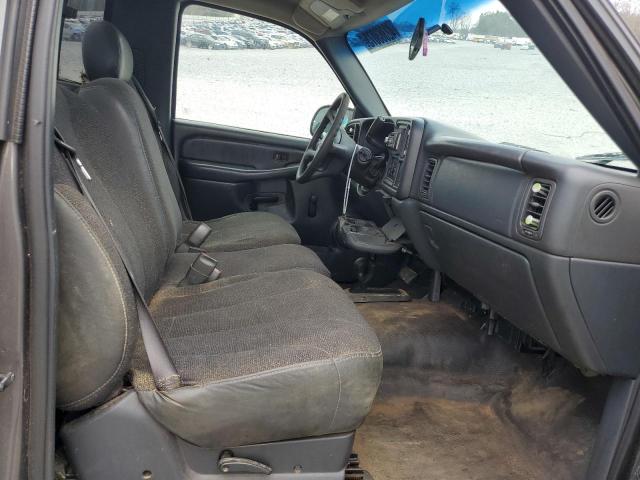 Photo 10 from auction – 2000 CHEVROLET SILVERADO with VIN 1GCEK14T5YZ195546