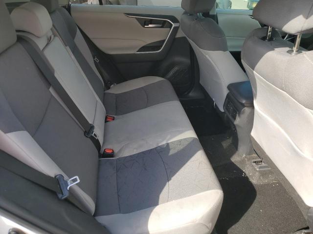Photo 10 from auction – 2021 TOYOTA RAV4 XLE with VIN 2T3W1RFV0MC167802