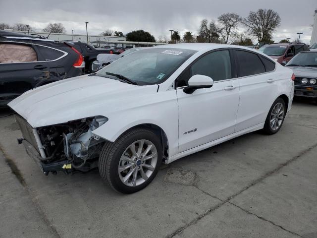 FORD FUSION SE 2017 with VIN 3FA6P0LU7HR355320 - Photo from auction