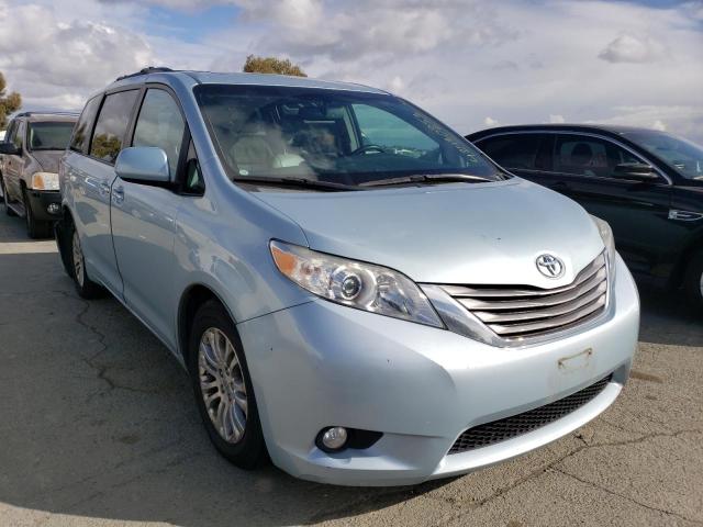 Photo 4 from auction – 2015 TOYOTA SIENNA XLE with VIN 5TDYK3DC0FS656983