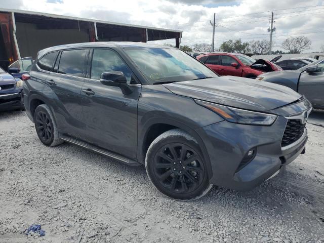 Photo 4 from auction – 2022 TOYOTA HIGHLANDER with VIN 5TDZARAH4NS516265