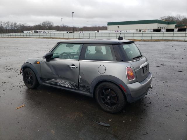 Photo 2 from auction – 2010 MINI COOPER with VIN WMWMF3C52ATZ65030