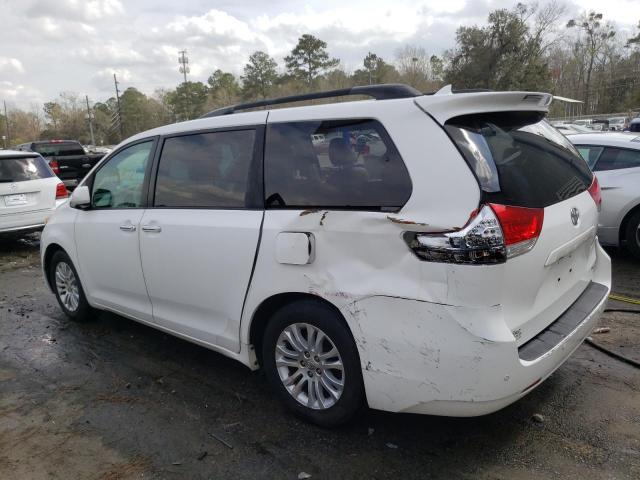 Photo 2 from auction – 2011 TOYOTA SIENNA XLE with VIN 5TDYK3DC2BS120966