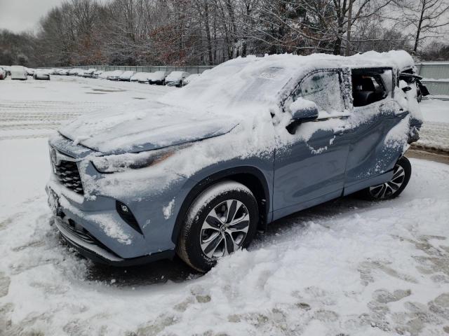 Photo 1 from auction – 2022 TOYOTA HIGHLANDER with VIN 5TDGZRBH0NS175252