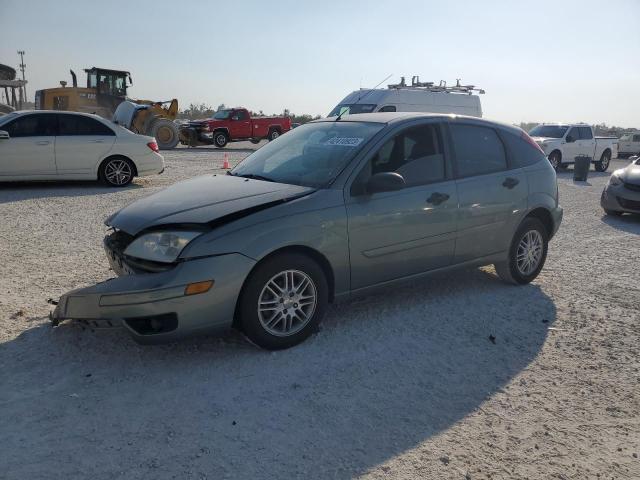 FORD FOCUS ZX5 2005 with VIN 3FAFP37N15R112554 - Photo from auction
