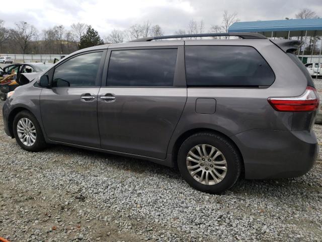 Photo 2 from auction – 2017 TOYOTA SIENNA XLE with VIN 5TDYZ3DC2HS771857