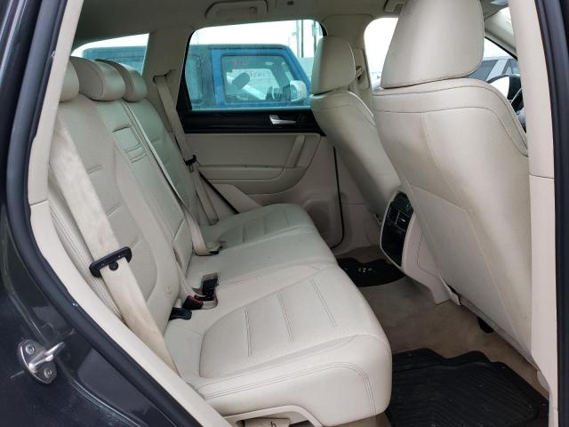 Photo 11 from auction – 2011 VOLKSWAGEN TOUAREG V6 with VIN WVGFF9BP5BD004589