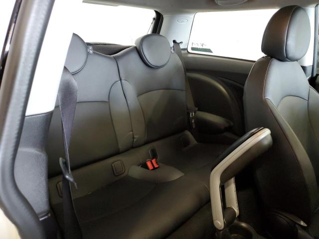 Photo 10 from auction – 2010 MINI COOPER S with VIN WMWMF7C58ATX43728