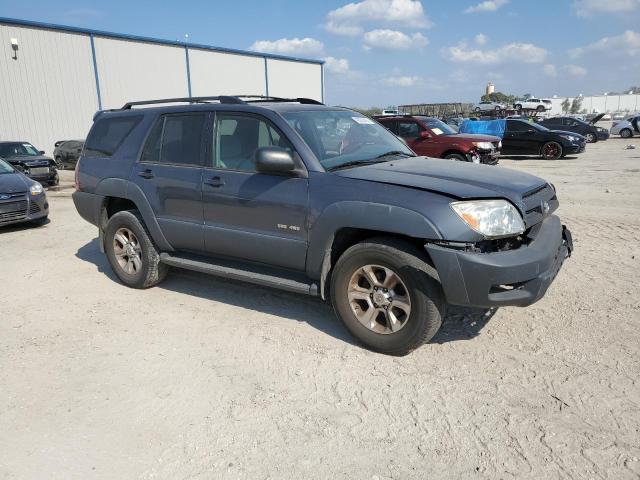 Photo 4 from auction – 2003 TOYOTA 4RUNNER SR with VIN JTEBU14RX30003211