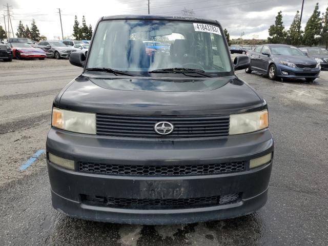 Photo 5 from auction – 2004 TOYOTA SCION XB with VIN JTLKT334840157978