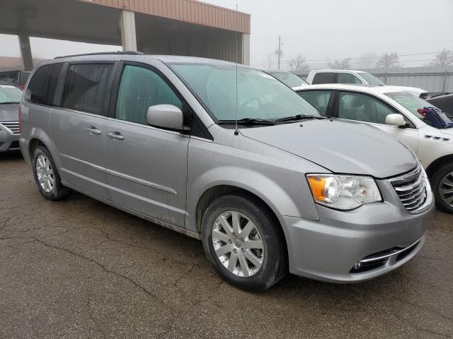 Photo 4 from auction – 2016 CHRYSLER TOWN & COU with VIN 2C4RC1BG6GR296480