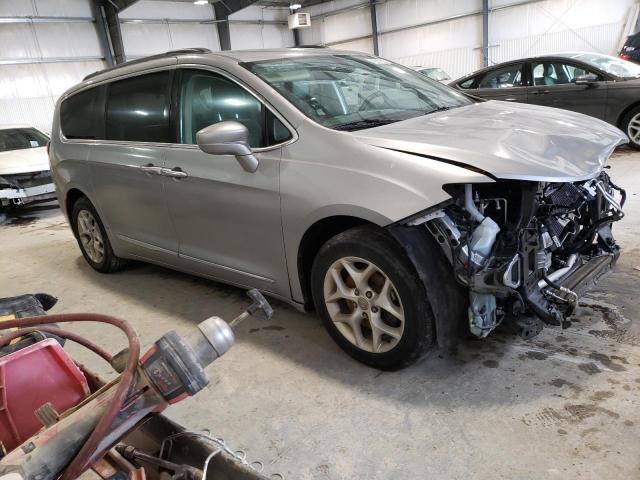 Photo 4 from auction – 2017 CHRYSLER PACIFICA T with VIN 2C4RC1BG7HR675778