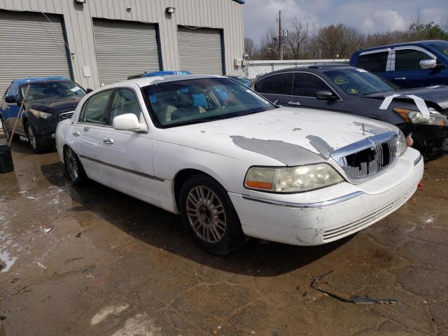 Photo 4 from auction – 2008 LINCOLN TOWN CAR S with VIN 2LNHM82V18X642301