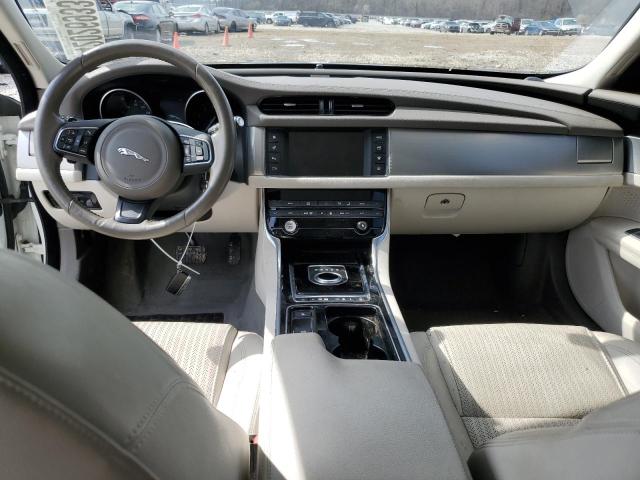 Photo 8 from auction – 2017 JAGUAR XF PRESTIG with VIN SAJBE4BVXHCY47744