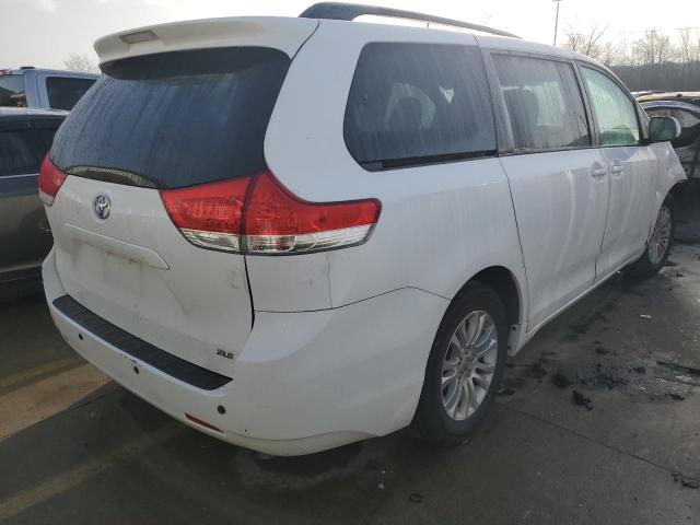 Photo 3 from auction – 2011 TOYOTA SIENNA XLE with VIN 5TDYK3DC1BS136060