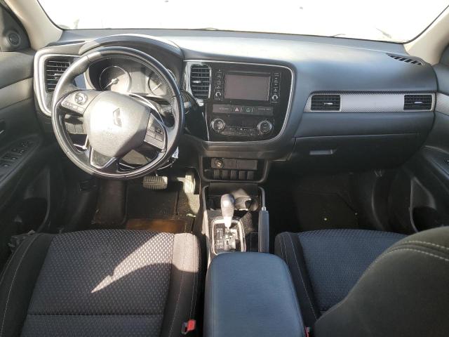 Photo 8 from auction – 2017 MITSUBISHI OUTLANDER with VIN JA4AD2A3XHZ066876