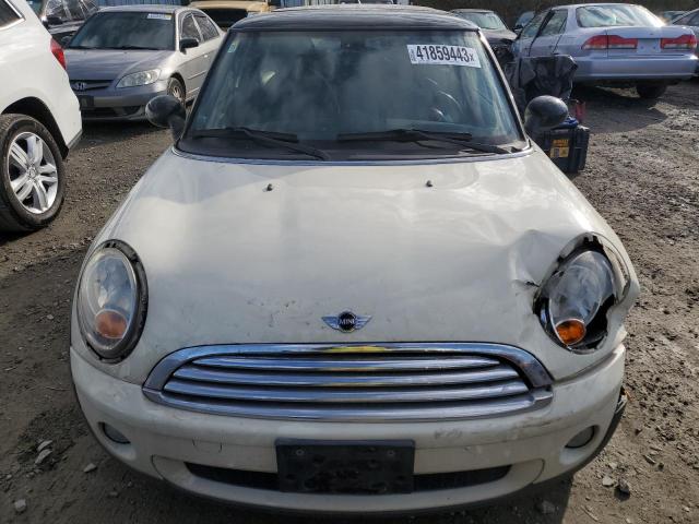 Photo 5 from auction – 2007 MINI COOPER with VIN WMWMF33567TT54572